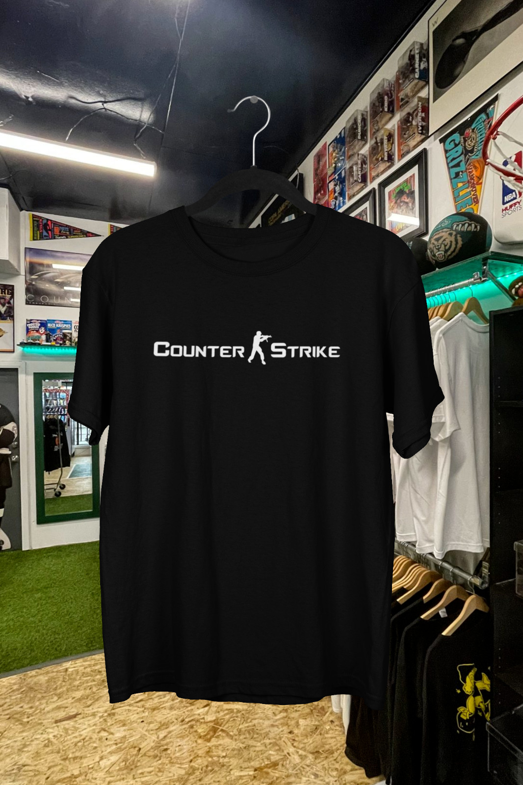 Esports Gaming Logos - Vintage Counter Strike metinli logolu tişört